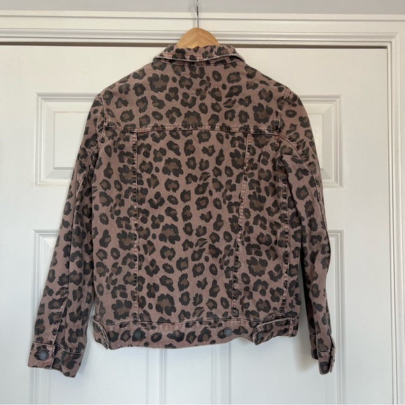 BLANK NYC leopard print denim jacket - Picture 2 of 5